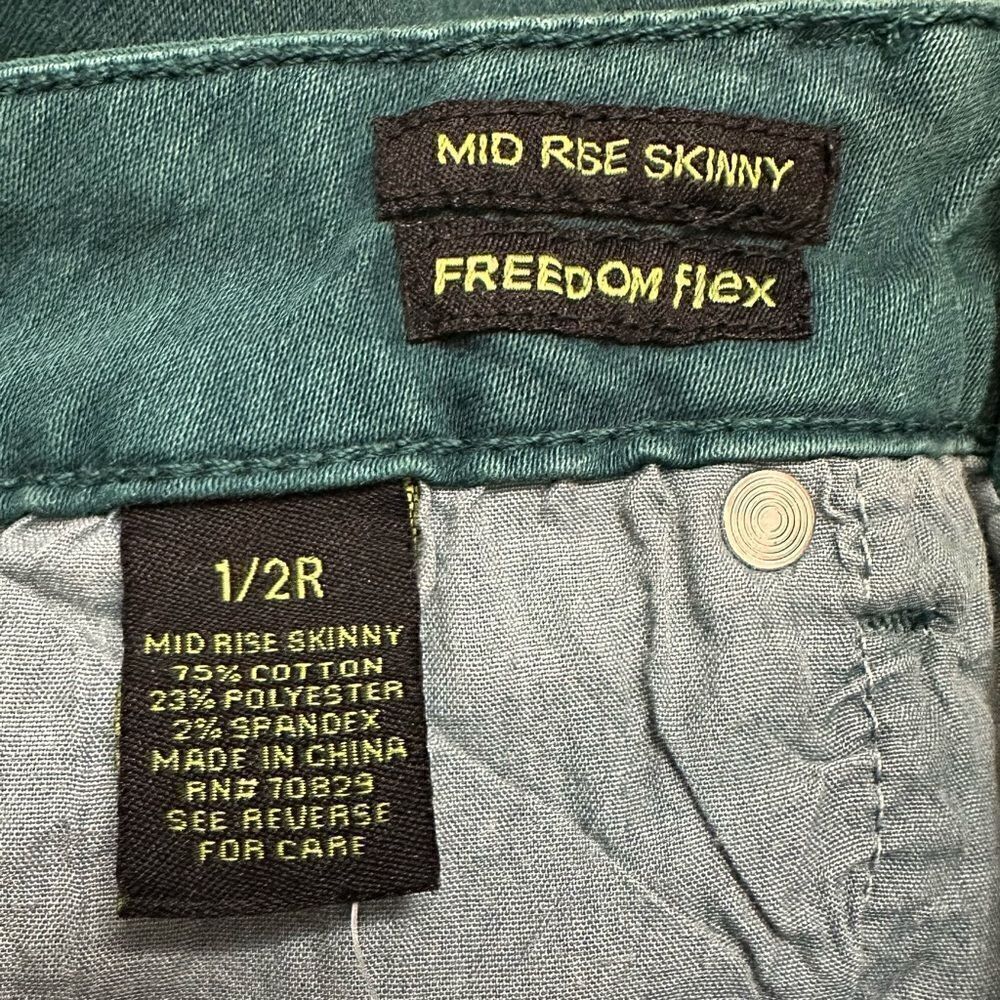 Rue21 Green Freedom Flex Mid Rise Skinny Jeans, Size 1/2R - Picture 8 of 10